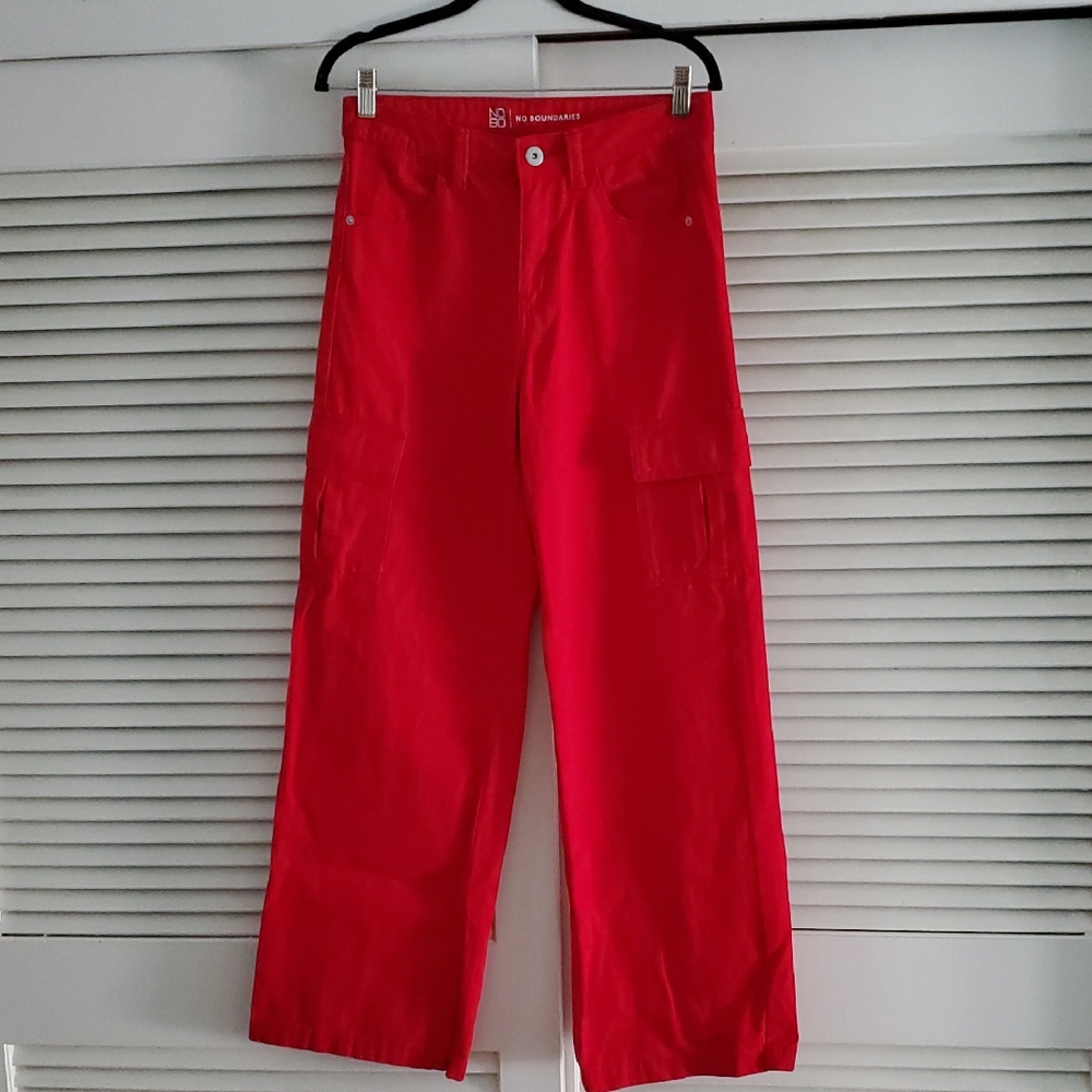No Boundaries Red Cargo Pants Size 7